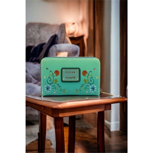 Loungefly - Disney Princess Stories Series 1/12 Merida From Brave Wallet - Picture 2 of 3